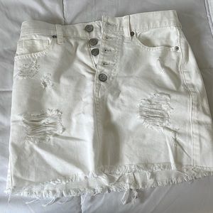 White denim skirt